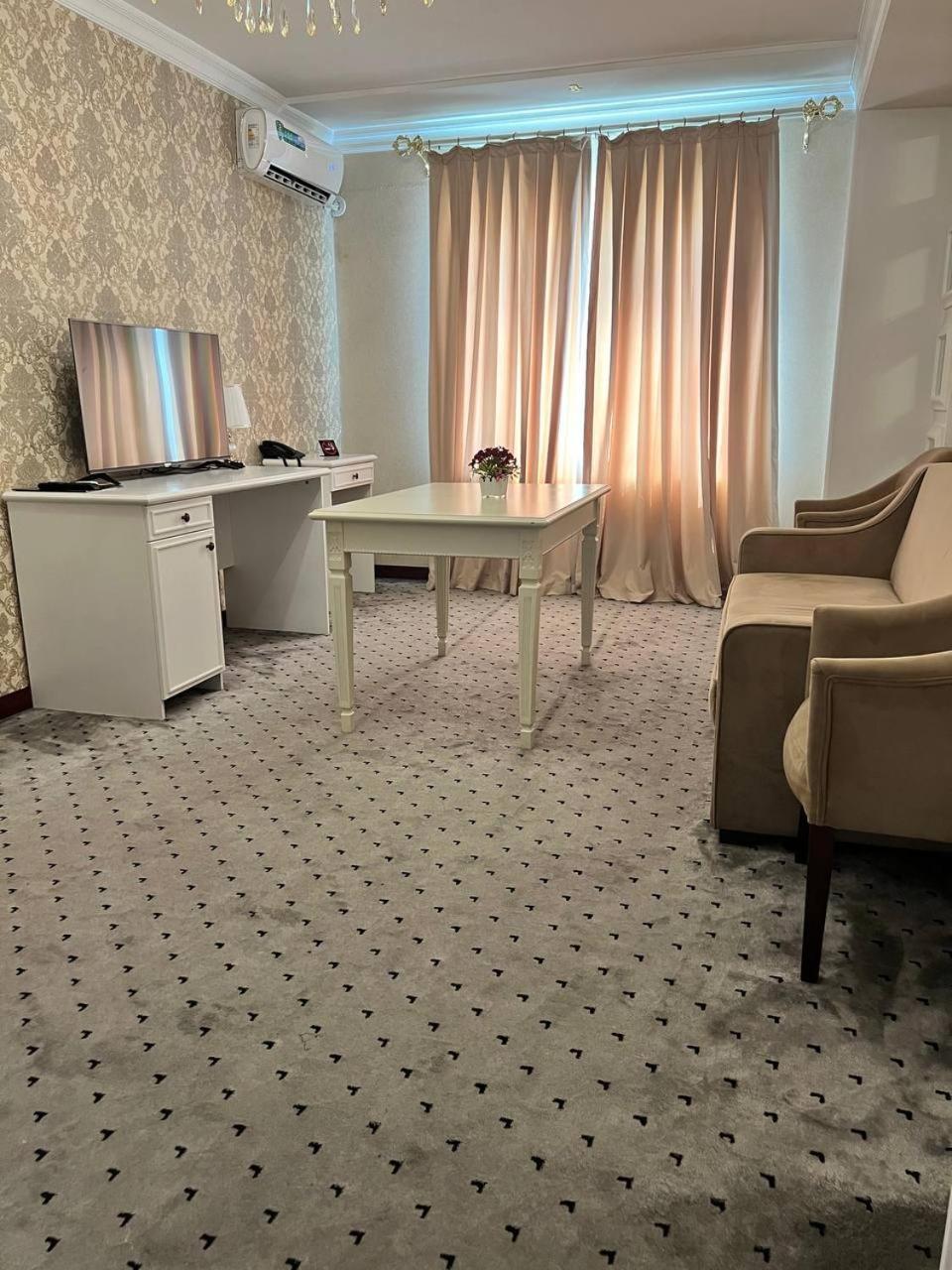 Orzu Hotel Namangan Εξωτερικό φωτογραφία