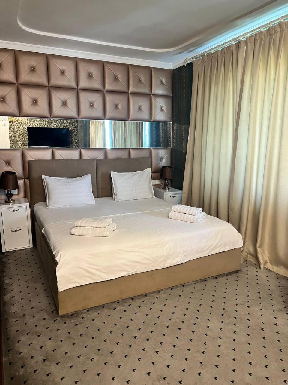 Orzu Hotel Namangan Εξωτερικό φωτογραφία