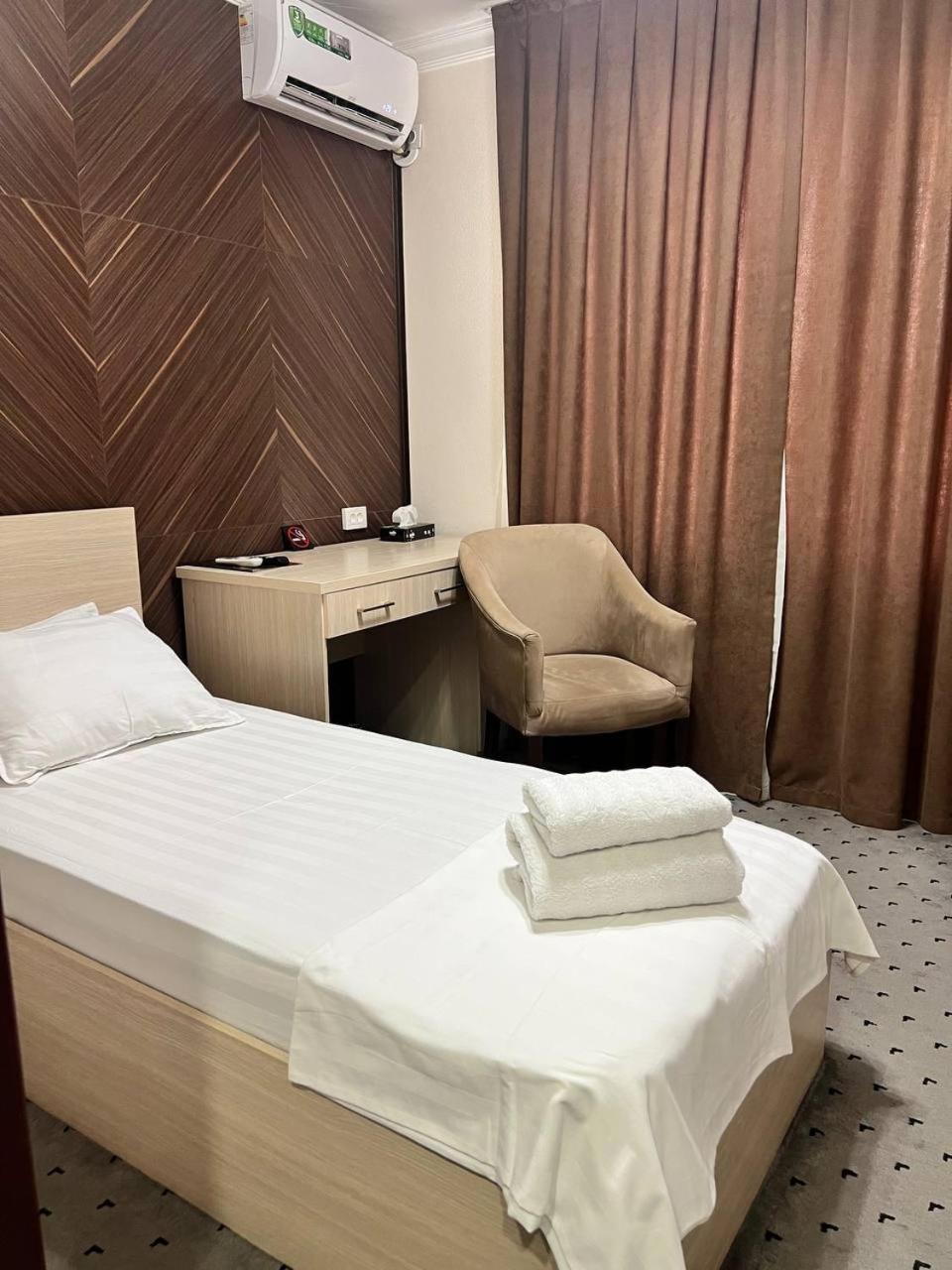 Orzu Hotel Namangan Εξωτερικό φωτογραφία