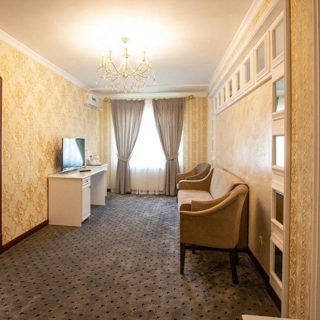 Orzu Hotel Namangan Εξωτερικό φωτογραφία